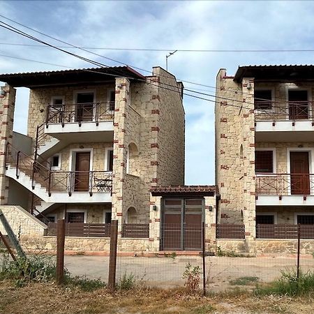 Stone House In Afytos Daire Dış mekan fotoğraf